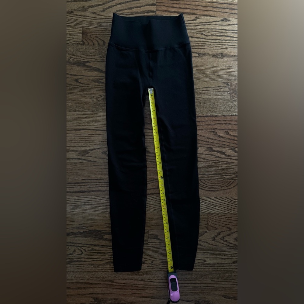 Two Pairs Fabletics Leggings Size Small - Picture 8 of 8